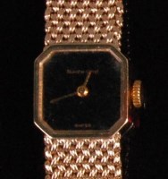 Lot 1006 - A ladies Beuche-Girod 9ct gold cased dress...