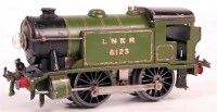 Lot 303 - Hornby 1934-5 lighter green LNER E120 20v AC 0-...