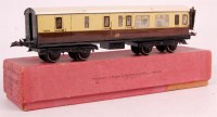 Lot 304 - Hornby 1937-41 GW No. 2 corridor coach...