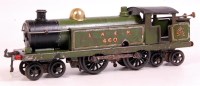 Lot 285 - Hornby 1928-9 green LNER no 2 c/w tank loco...