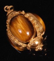 Lot 570 - A contemporary Italian 18ct gold and tigers...