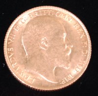Lot 132 - Great Britain, 1908, gold half sovereign,...