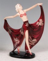 Lot 31 - An Art Deco Goldscheider of Austria glazed...