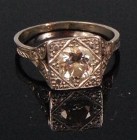 Lot 232 - A ladies Art Deco white metal diamond...