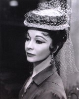 Lot 65 - Angus McBean - Vivien Leigh as Jennifer...