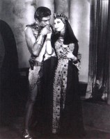 Lot 78 - Angus McBean - Vivien Leigh and Laurence...