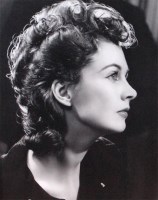 Lot 117 - Angus McBean - Studio portrait of Vivien Leigh,...