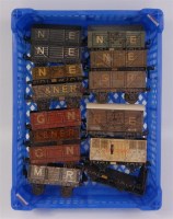 Lot 302 - A tray containing 10x Bing open wagons in...