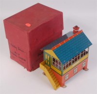 Lot 329 - A Hornby 1935-9 No. 2 signal cabin with blue...