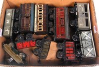 Lot 439 - A tray containing 10 items of rolling stock...