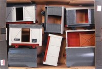 Lot 578 - A tray containing 8 wooden kit built SM32...