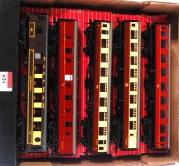 Lot 624 - 5 Hornby Dublo boxed coaches, 4037 Pullman...