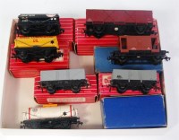 Lot 660 - 7 boxed Hornby Dublo wagons to include 4305...