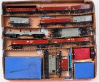 Lot 667 - 12 Hornby Dublo D1 wagons including 2 brick...