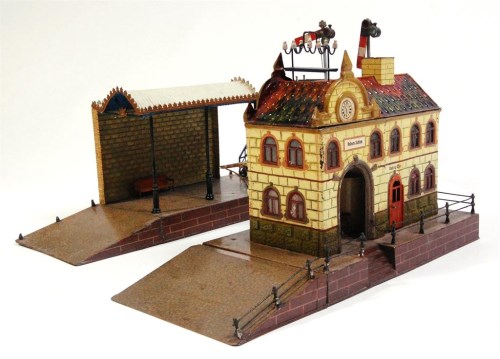Lot 3252 - Marklin c1904 completely original hand-painted...