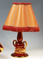Lot 32 - A 1930s Carltonware Rouge Royale glazed...