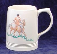 Lot 122 - A Keith Murray straw glazed pottery single...