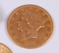 Lot 285 - A United States of America 20 dollars gold...