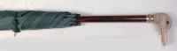 Lot 692 - An Edwardian carved ivory ducks head parasol,...
