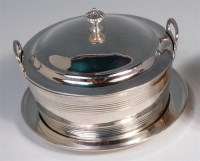 Lot 496 - A George III silver butter dish on stand,...
