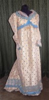 Lot 607 - An early 19th century printed silk taffeta...