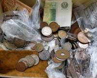 Lot 2241 - Mixed lot of British and world coins to inc;...