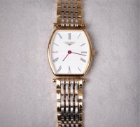 Lot 2640 - A lady's Longines 'Le Grande Classique'...