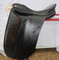 Lot 11 - Saddle Barnsby dressage 17½'' black medium fit...