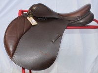 Lot 18 - Saddle Barnsby Omega GP havana new 17'' 2 fit