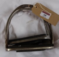 Lot 68 - Stirrup Irons 4¾'' S/H