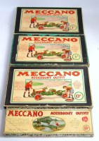 Lot 161 - Selection of late 1920's meccano accessory...