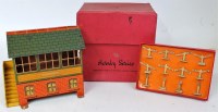 Lot 352 - Hornby 1938-9 No. 2 signal cabin with blue...