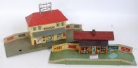 Lot 367 - A German JDN station with signal and lamps (G)...