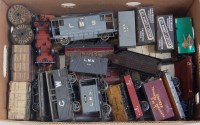 Lot 439 - A large tray containing a large quantity of...