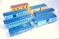 Lot 529 - American W Gauge 4 passenger cars and 3...