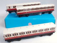 Lot 589 - Ace trains C/1 3 coach rake of Caledonian...