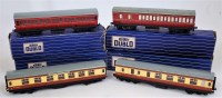 Lot 620 - 10 Hornby Dublo coaches, 1 x D12 and 2 x D20...