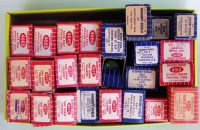 Lot 625 - 25 Hornby Dublo D1 and SD6 wagons, all with...