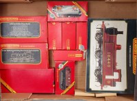Lot 684 - Hornby R253 0-4-0 diesel dock shunter box end...