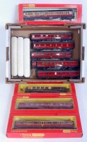 Lot 799 - Fourteen various coaches; 7 H/Dublo maroon...