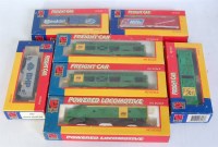 Lot 816 - Life-Like Trains H0 General Motors diesel...