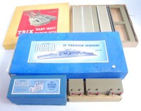 Lot 824 - Trix Twin Railway 3026 Manyways terminal...