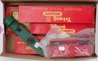 Lot 880 - Various Triang Hornby items; R758 class 35...