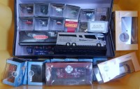 Lot 937 - Box containing approx 25 boxed/part boxed road...