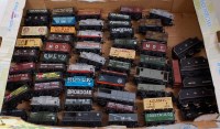 Lot 955 - Approx 53 wagons, mainly Mainline and five...