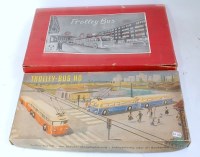 Lot 994 - Eheim HO trolley bus set, appears complete (G)...
