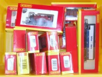 Lot 1068 - 16 various boxed Hornby 00 scale locomotives...