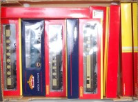 Lot 1069 - Ten various boxed Bachmann and Hornby 00 gauge...
