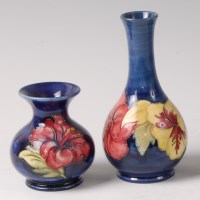 Lot 316 - An early 20th century Moorcroft pottery bottle...