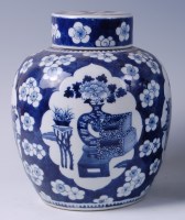 Lot 1291 - A Chinese export blue and white ginger jar and...